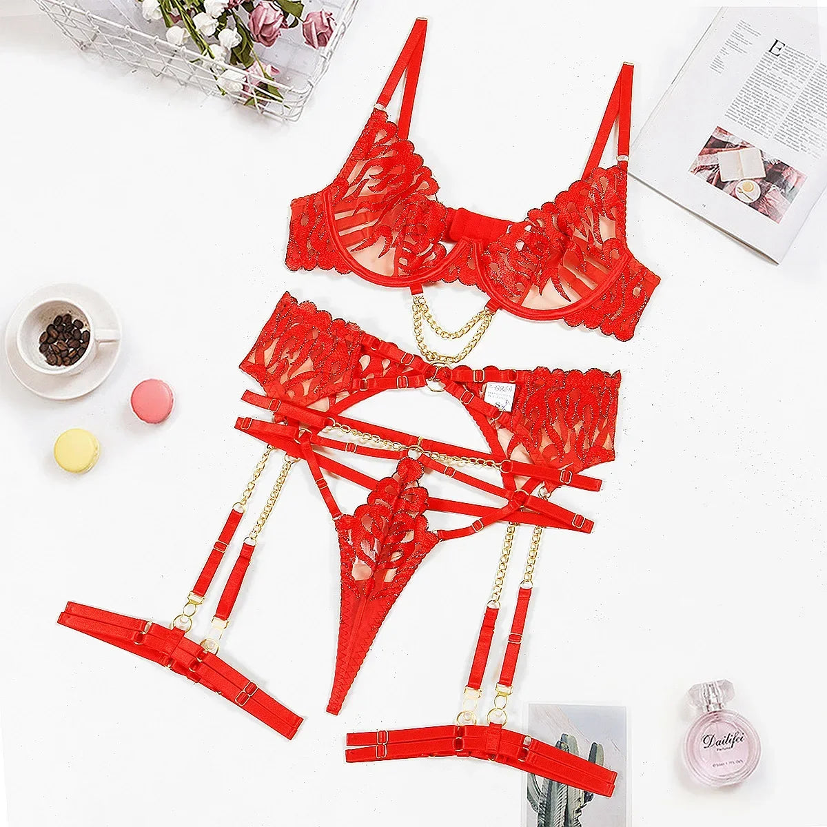 Lingerie chaîne en métal
